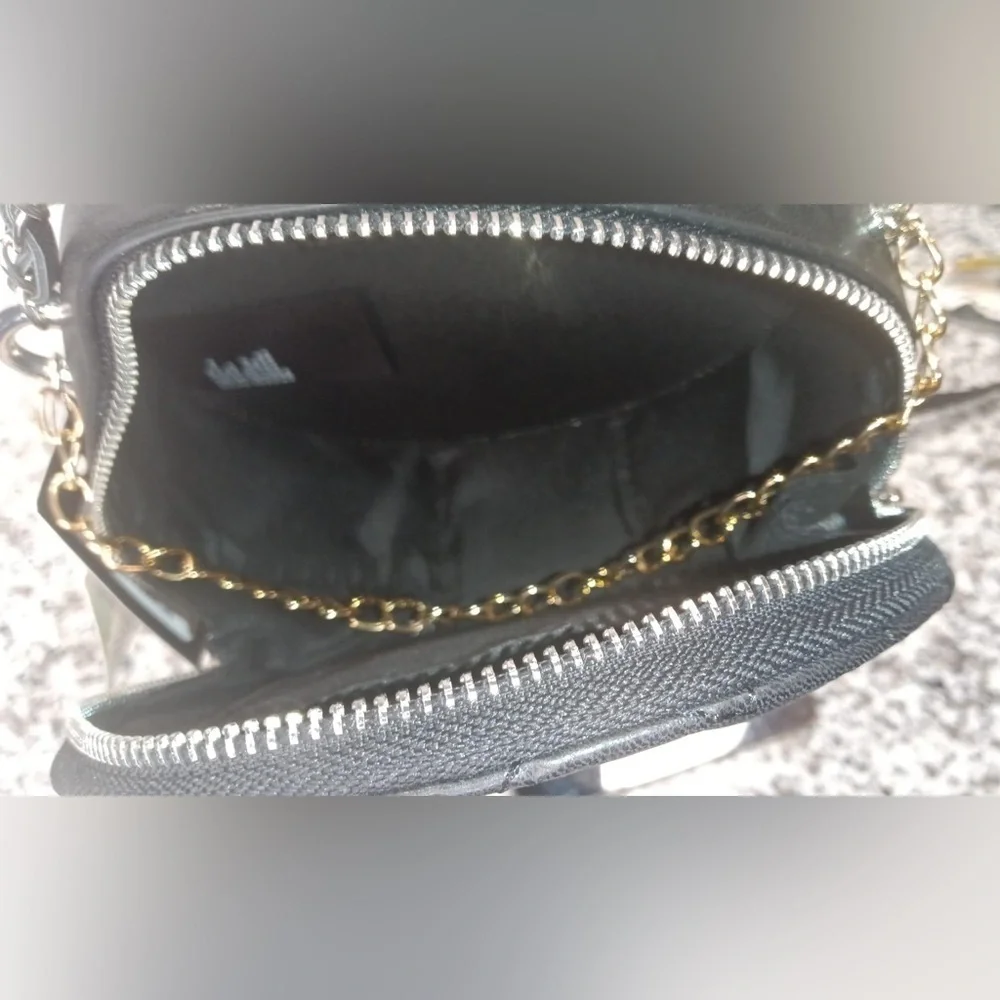 NWT Badgley Mischka Round Quilted Pearl Studded Small Black Crossbody Bag